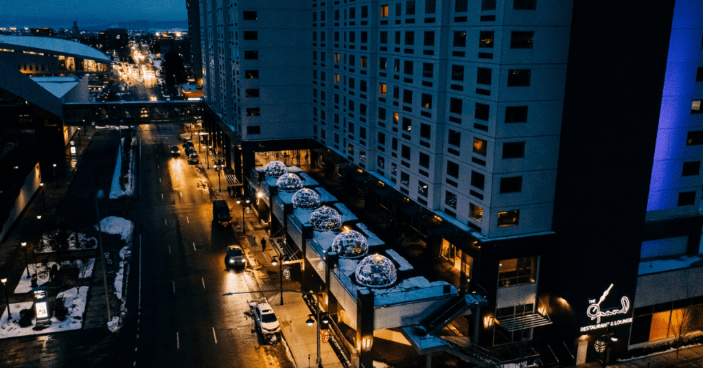 Davenport Grand Igloos