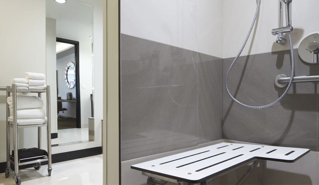 Studio Suite Bathroom shower | Davenport Grand