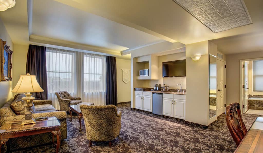 Living area and Kitchenette | Parlor Suite | Historic Davenport