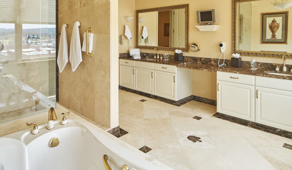 Presidential Suite Bathroom- Shower, Tub, and two sinks | Historic Davenport