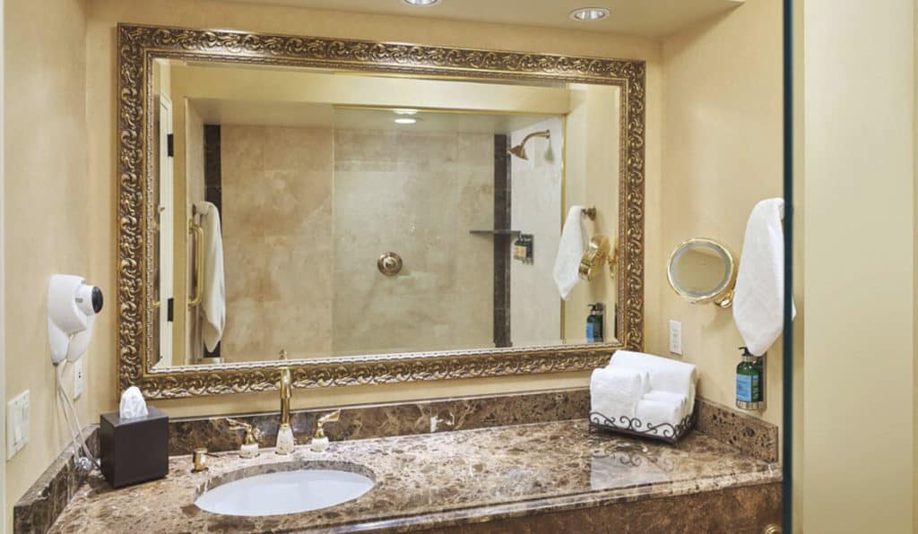Bathroom | Historic Davenport