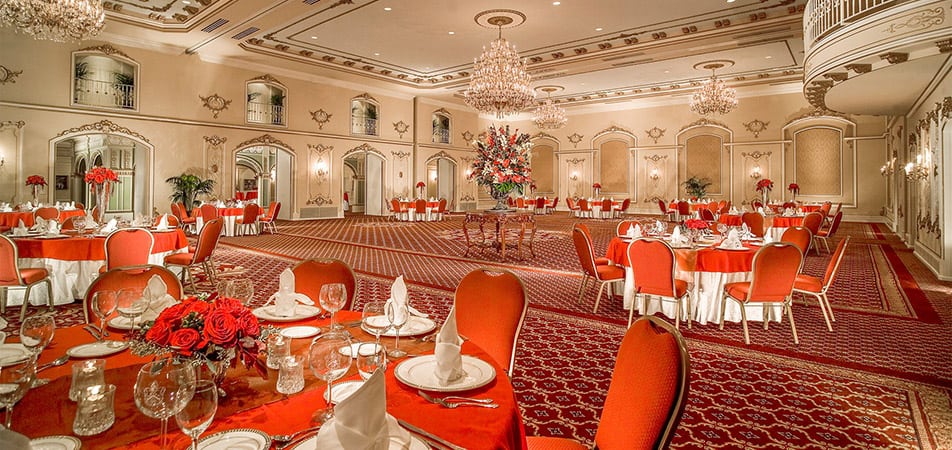 Pennington Ballroom | Historic Davenport | Red Circle Tables